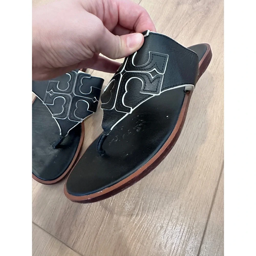 Tory Burch Miller Black Leather Thong Sandals White Contrast Stitching Logo 9.5